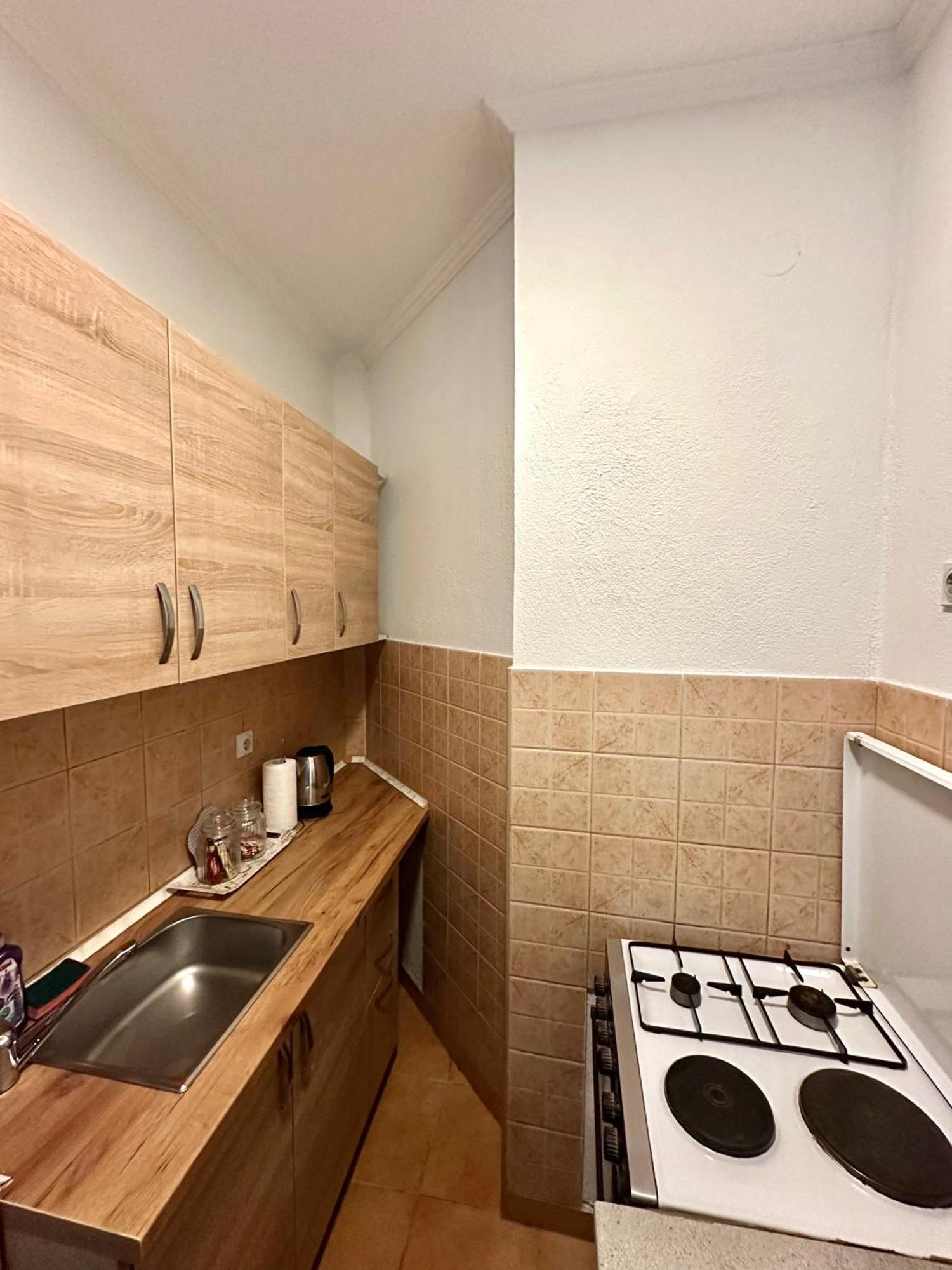 Apartment Center *